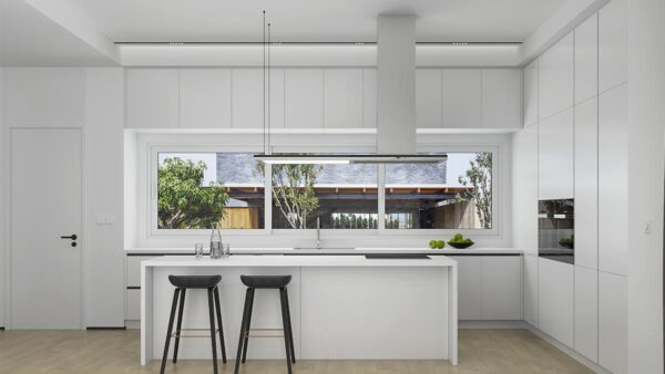 Minimalist Kitchen Design in White
